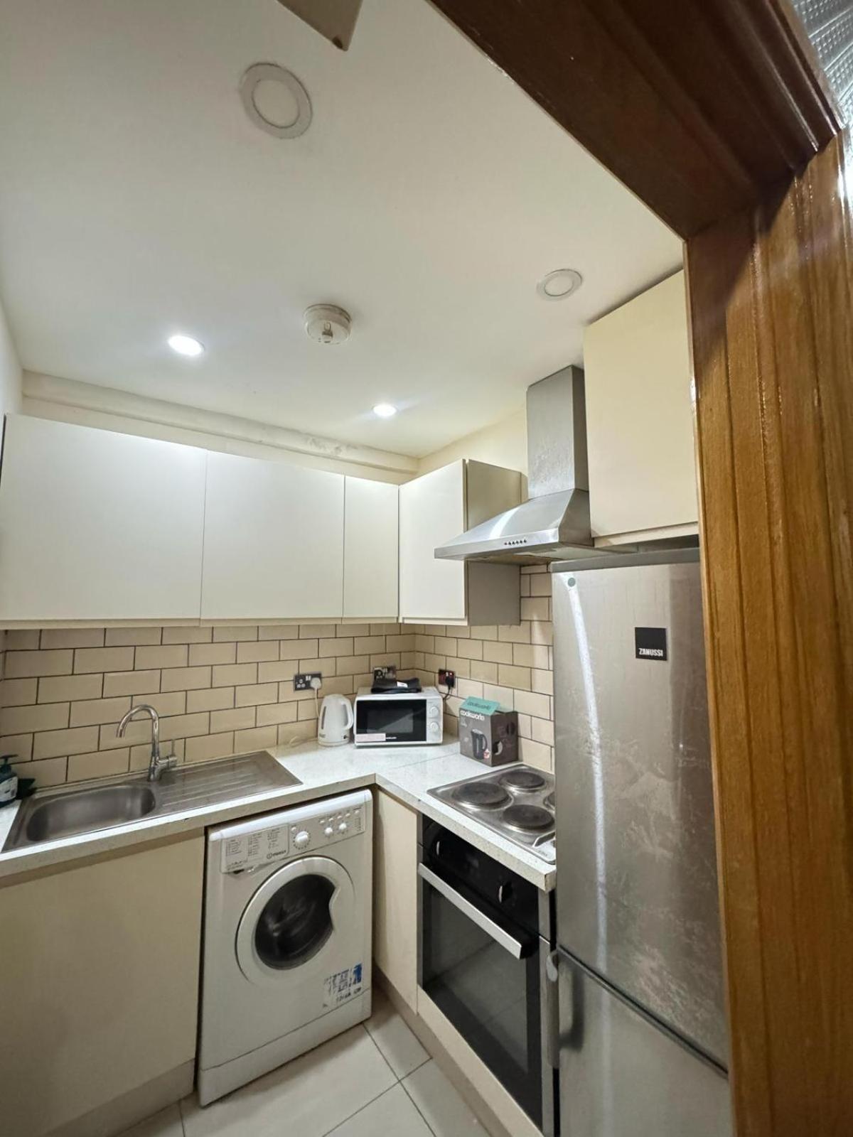 Marble Arch Service Apartment London Bagian luar foto